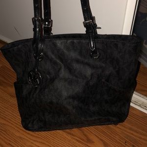 Black MK shoulder bag 🖤